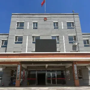 朝阳县杨树湾镇人民政府