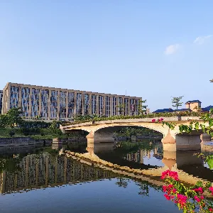 艺体数字（广州）人才创新有限公司