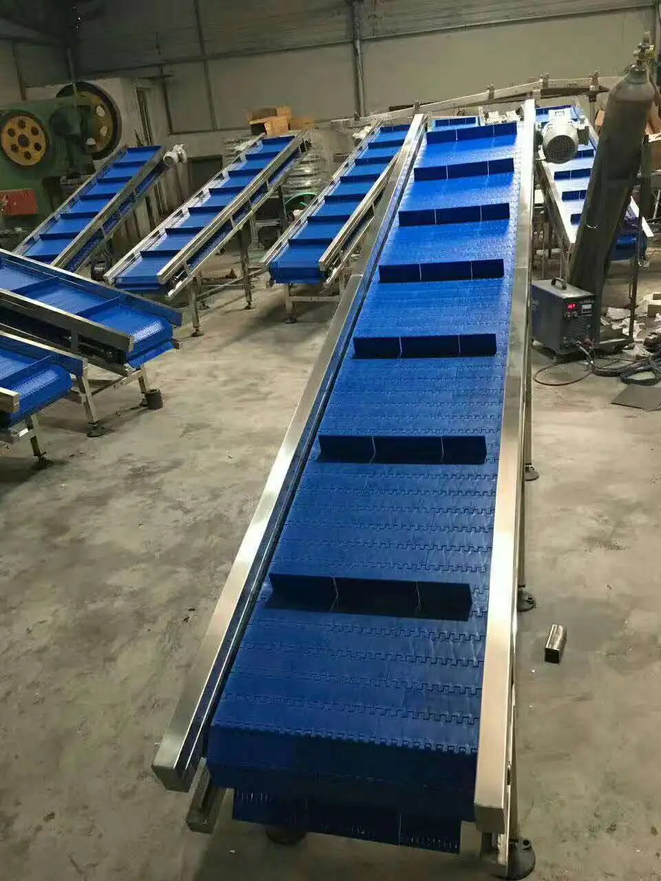 输送机