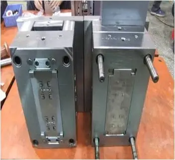 精密塑胶模具